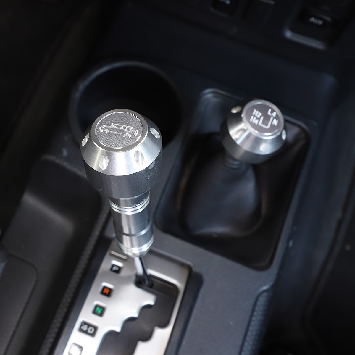 Gear Shift Knob Fit for Toyota FJ Cruiser 2007-2021 Aluminum Alloy Weighted Gear Lever Metal Stick Shifter Handle Center Console Gear Stick Shift Knob Replacement Interior